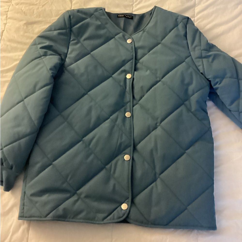 NWOT Shein L quilted jacket periwinkle blue, jean color